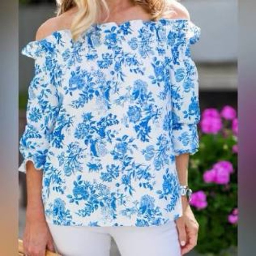Tuckernuck Marguerite Top